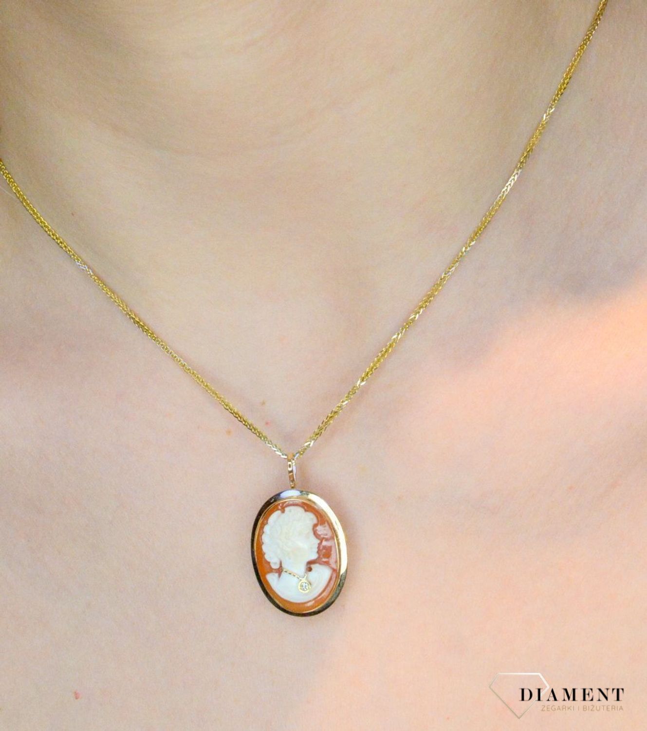 Złota broszka zawieszka 585 broszkowisior Pani Walewska BO 10A.jpg